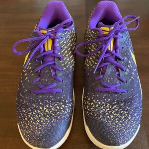 Nike Kobe Bryant basketball shoes Men’s size 10.5 purple and gold